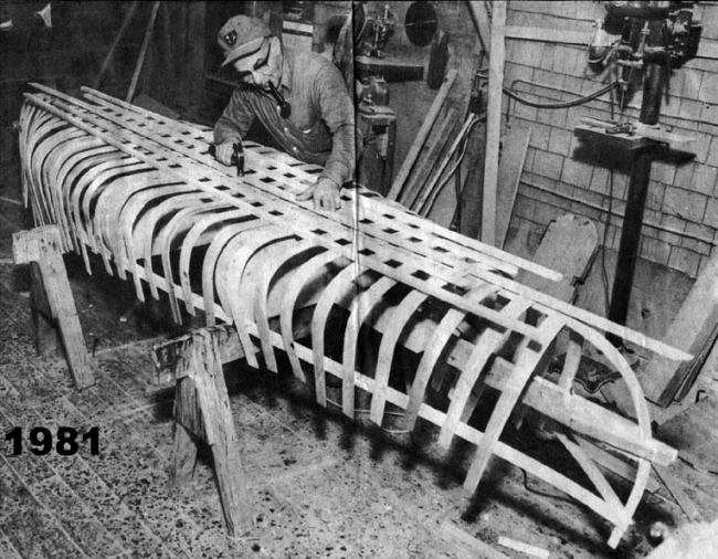 canoe1.jpg